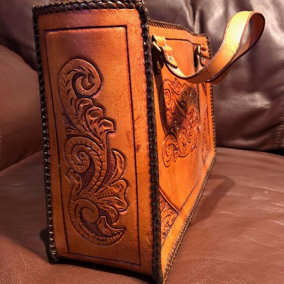 Hand tooled leather tote bag - Picture 5 of 10